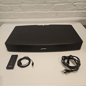 Bose Solo TV Sound System With Remote Power Cable Optical Cable Model 410376